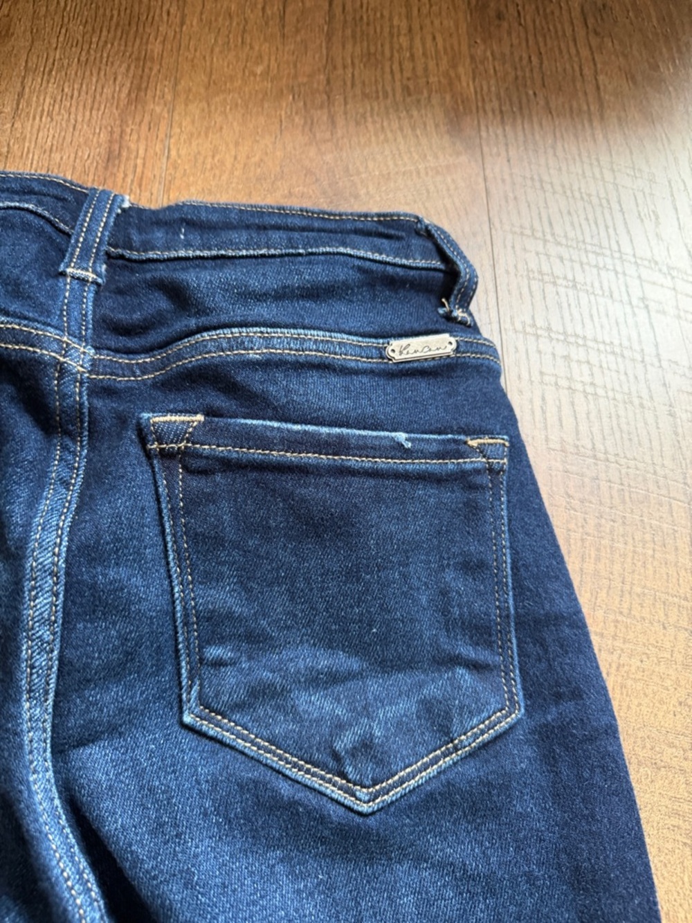 KanCan Dark Indigo Cropped Frayed-Hem Jeans - Picture 10 of 10